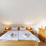 Obrighoven Apartman *